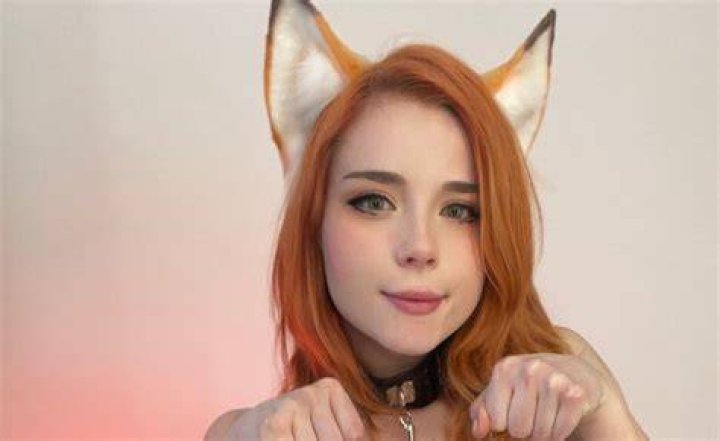BlinkX | Brooke Fox Net Worth