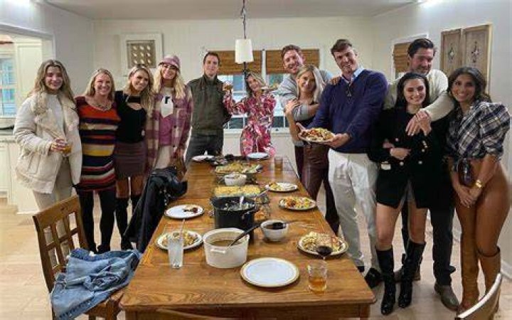 Cast ages revealed from Austen Kroll to Kathryn Dennis!