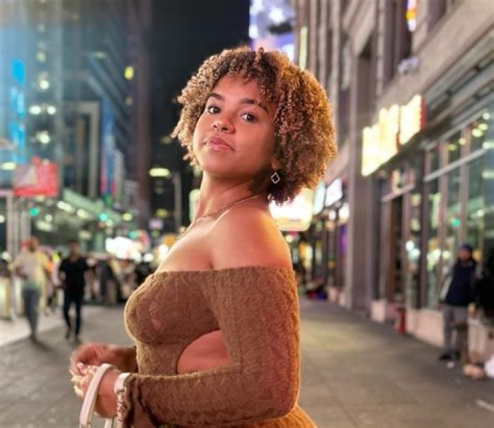 Dream Doll – Musical Artist Biography, Age, Family and Career Achievements