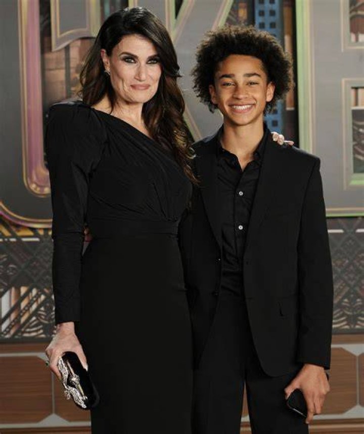 Unveiling The Story Behind Idina Menzel's Son: Exclusive Insights