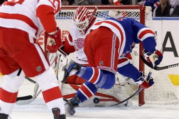 Veseys Late Goal Seals Thrilling Victory For Rangers Over Red Wings