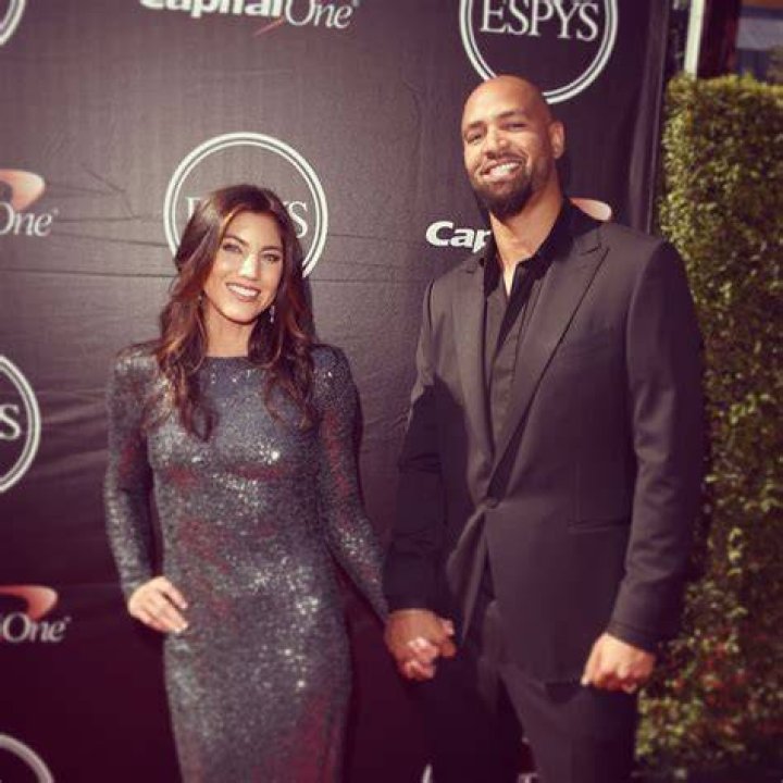 Who Is Hope Giselle's Boyfriend Insights