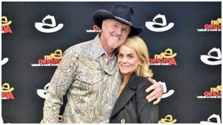 Who Is Kim Mulkey's Spouse?